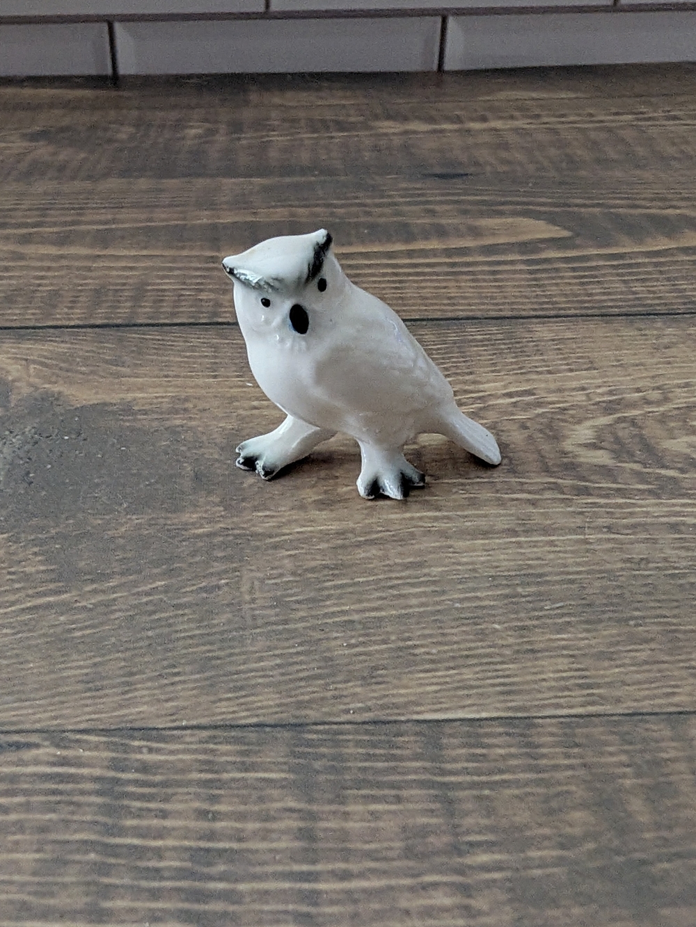 Vintage White Ceramic Snowy Owl Miniature Figurine Glazed Porcelain Bird 1.5 in